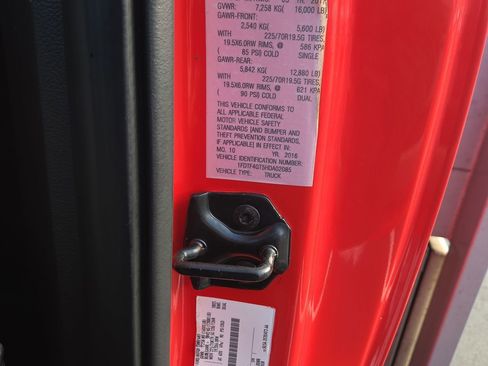 Used 2017 Ford F450 XL w/ Power Equipment Group image 29