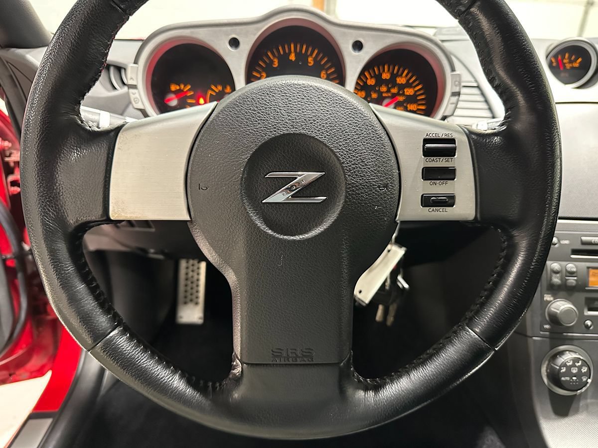 Used 2003 Nissan 350Z Touring RWD image 25