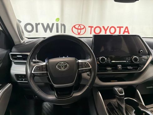 Used 2023 Toyota Highlander Platinum AWD/4WD image 22