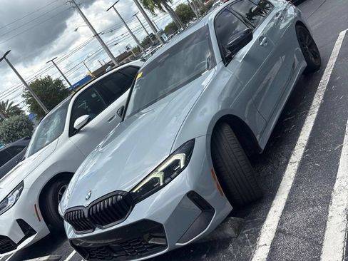Used 2023 BMW 330i Sedan w/ M Sport Package RWD image 9