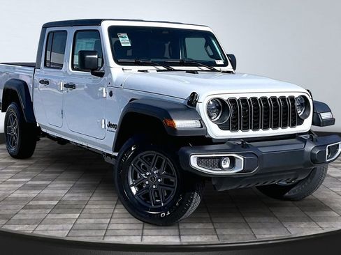 New 2026 Jeep Gladiator Sport image 39