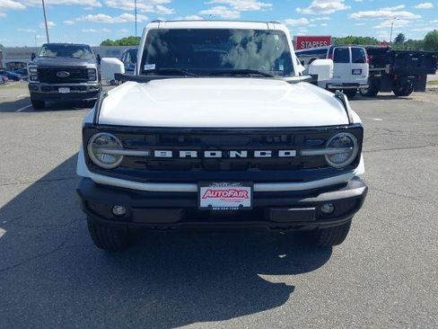 Certified 2024 Ford Bronco Outer Banks AWD/4WD image 3
