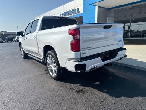Used 2024 Chevrolet Silverado 1500 High Country AWD/4WD image 3