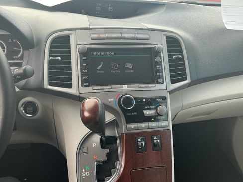 Used 2009 Toyota Venza image 12