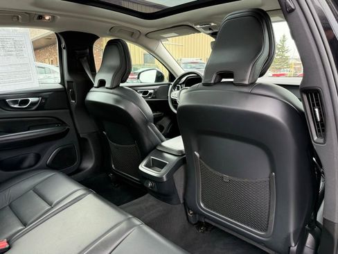 Used 2020 Volvo S60 T5 Momentum w/ Protection Package Premier image 21