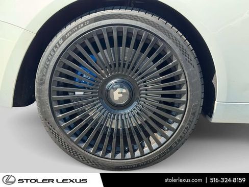 Used 2017 Rolls-Royce Wraith RWD image 9