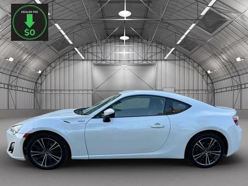 Used 2013 Scion FR-S RWD image 2