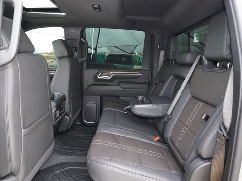 Used 2025 Chevrolet Silverado 2500 High Country w/ Technology Package AWD/4WD image 33