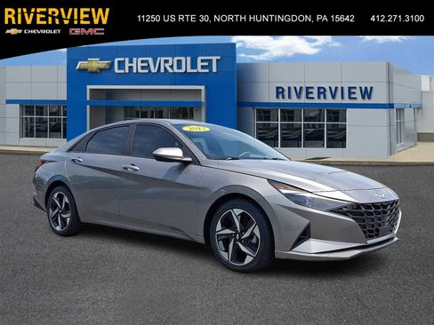 Used 2023 Hyundai Elantra SEL w/ Convenience Package FWD image 1