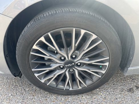 Used 2024 Kia Forte GT-Line w/ GT-Line Premium Package image 21