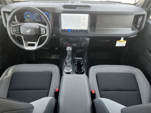 New 2025 Ford Bronco Big Bend image 2