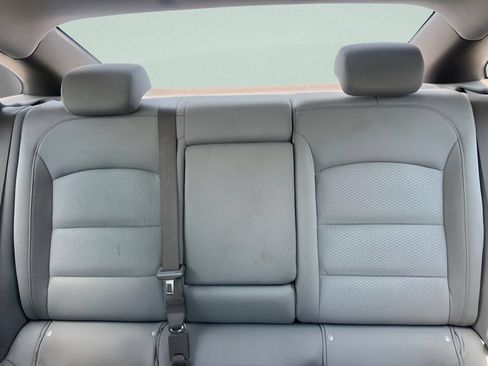 Used 2022 Chevrolet Malibu LT FWD image 20
