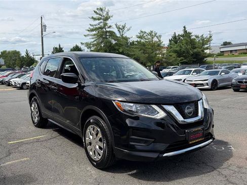 Used 2017 Nissan Rogue S AWD/4WD image 3