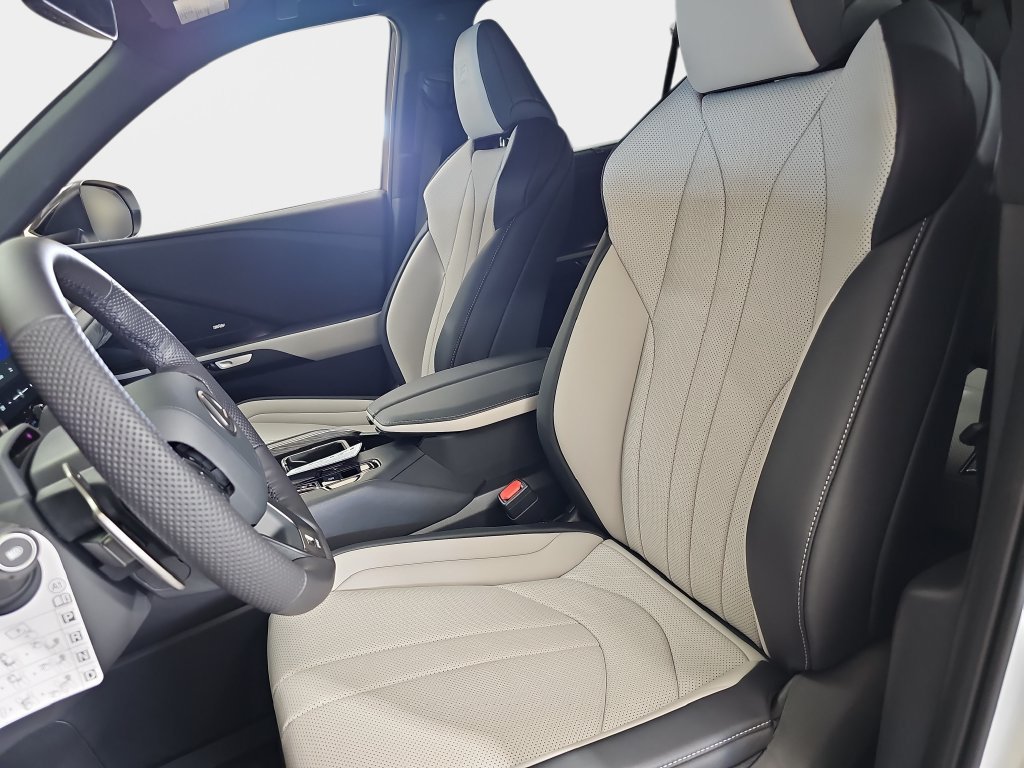 New 2026 Lexus TX 500h AWD image 15