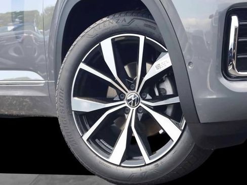 New 2026 Volkswagen Atlas Cross Sport SEL Premium R-Line AWD/4WD image 3