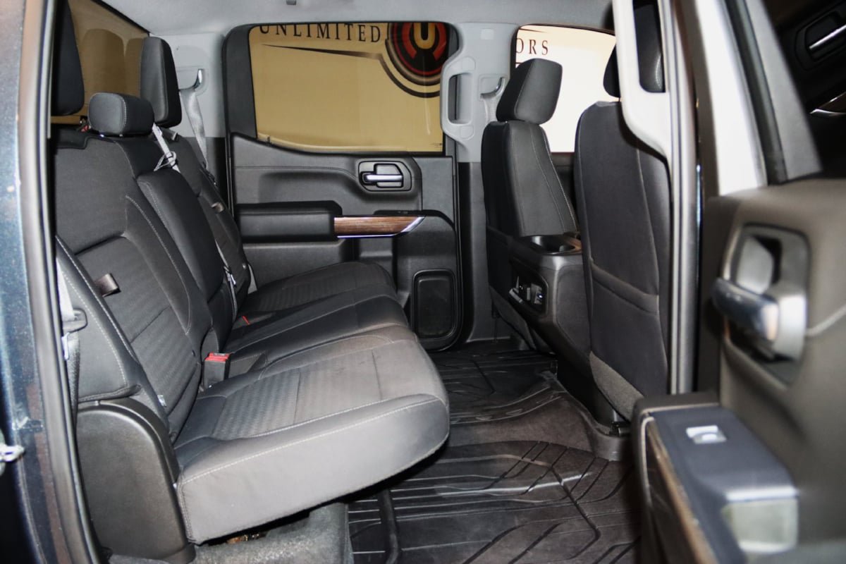 Used 2019 Chevrolet Silverado 1500 RST AWD/4WD image 71