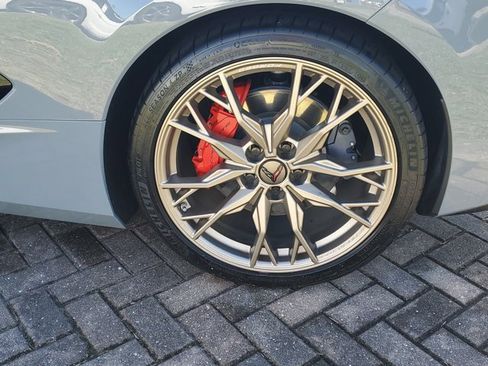 Used 2024 Chevrolet Corvette Stingray Convertible image 9