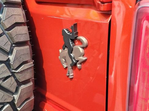Used 2024 Ford Bronco Wildtrak AWD/4WD image 3
