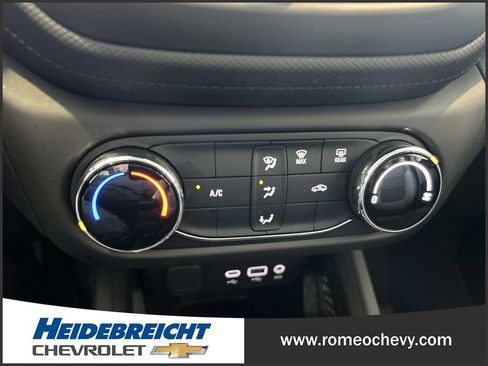 Used 2023 Chevrolet TrailBlazer LS AWD/4WD image 23