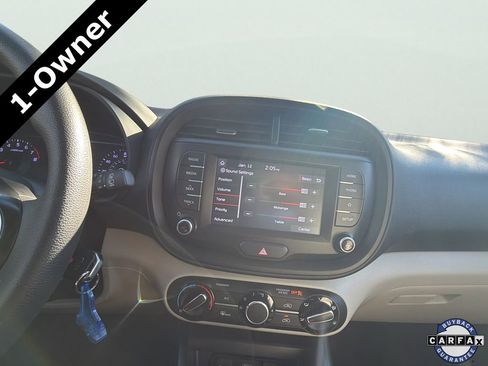 Used 2020 Kia Soul LX image 27