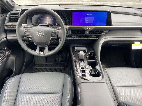 New 2026 Toyota Crown Signia Limited image 13