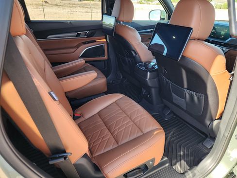 Used 2025 Kia Telluride SX Prestige X-Line image 14