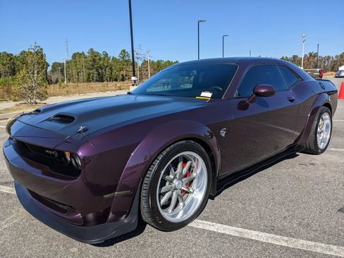 Used 2020 Dodge Challenger SRT Hellcat Redeye image 54