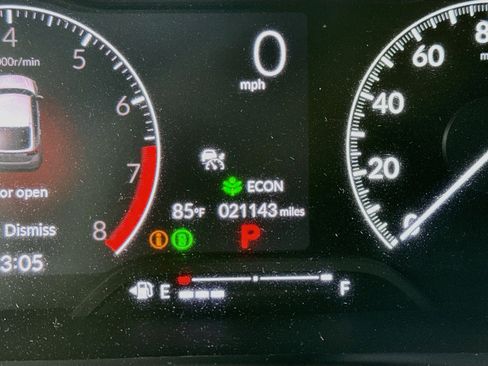 Used 2025 Honda Civic Sport image 16