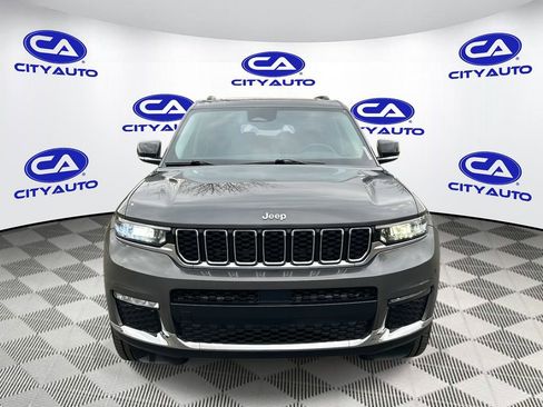 Used 2022 Jeep Grand Cherokee L Limited image 10