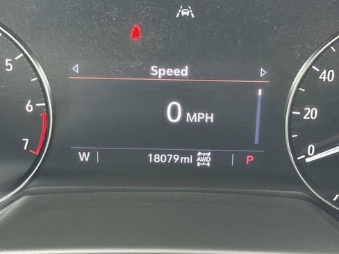Used 2023 Buick Envision Preferred w/ Sport Touring Package AWD/4WD image 20
