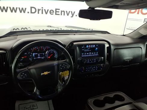 Used 2018 Chevrolet Silverado 1500 LT w/ All Star Edition AWD/4WD image 10