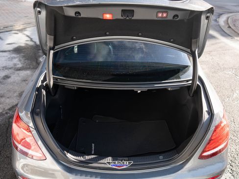 Used 2019 Mercedes-Benz E 53 AMG 4MATIC Sedan image 51