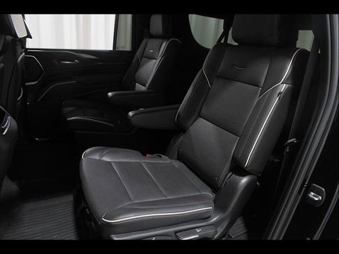 Certified 2024 Cadillac Escalade ESV Premium Luxury w/ LPO, Floor Liner Package AWD/4WD image 21