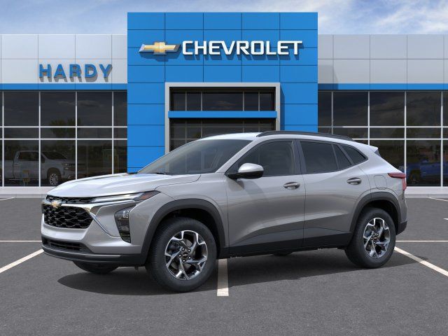 New 2026 Chevrolet Trax LT w/ Driver Confidence Package FWD image 2