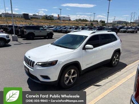 Used 2020 Jeep Cherokee Limited w/ Technology Group AWD/4WD image 3