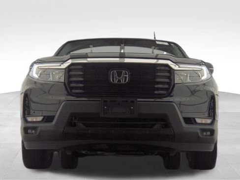 Used 2023 Honda Ridgeline RTL-E image 2