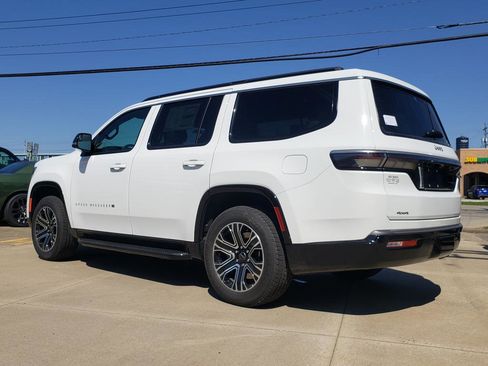 New 2026 Jeep Grand Wagoneer 4WD image 7