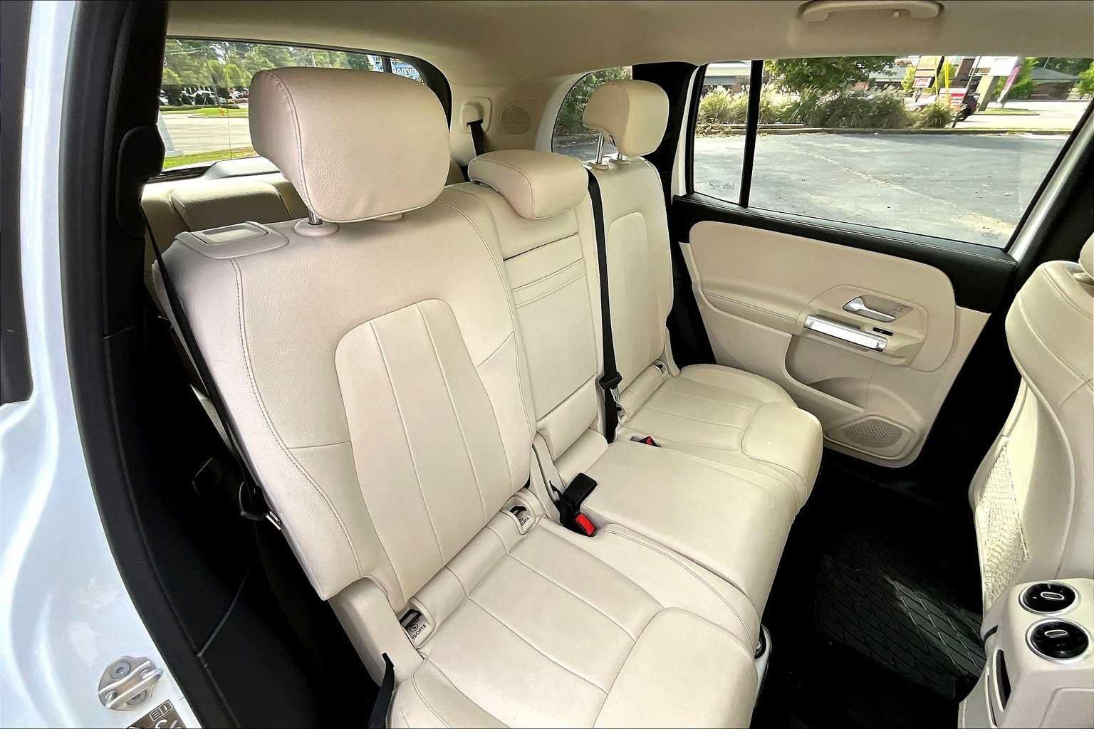 Used 2021 Mercedes-Benz GLB 250 4MATIC image 20
