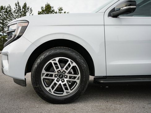 New 2026 Ford Expedition Max Active AWD/4WD image 4