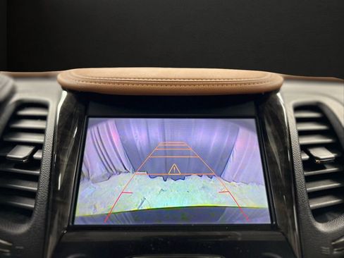 Used 2016 Chevrolet Impala LTZ w/ Enhanced Convenience Package FWD image 21