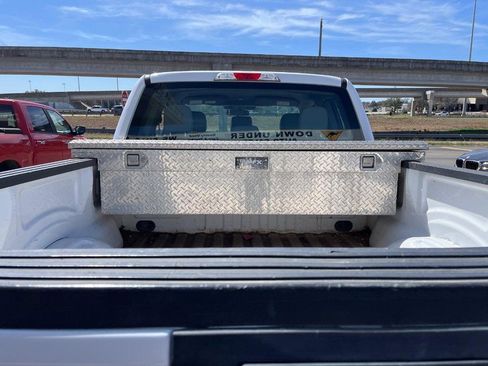 Used 2017 Ford F150 XL w/ Trailer Tow Package image 7