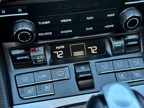 Certified 2018 Porsche 718 Cayman GTS image 21