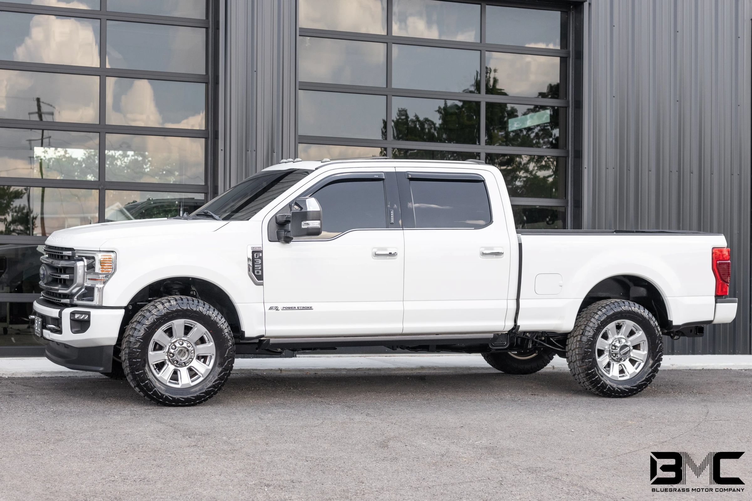 Used 2021 Ford F350 Platinum AWD/4WD image 3