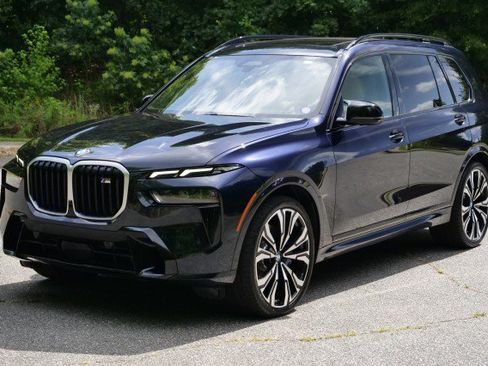Used 2024 BMW X7 M60i w/ Executive Package AWD/4WD image 6