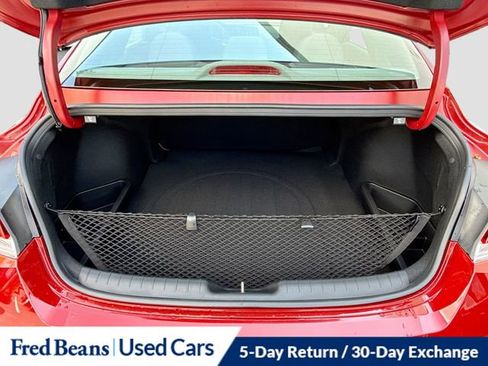 Used 2025 Hyundai Elantra Sport image 25