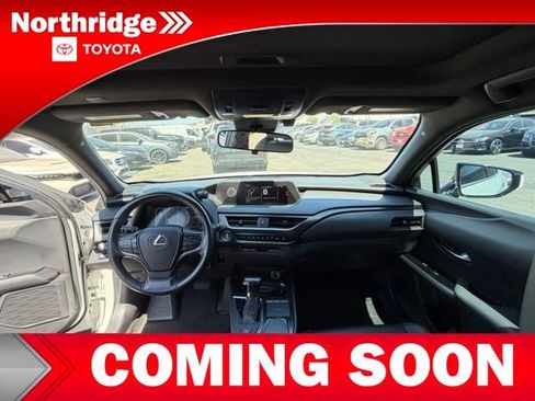Used 2020 Lexus UX 200 FWD image 8