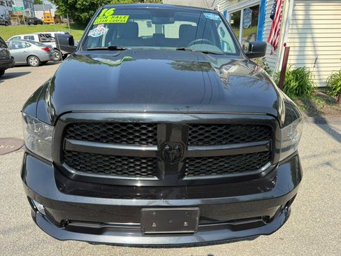Used 2016 RAM 1500 Express w/ Black Ram 1500 Express Group AWD/4WD image 4