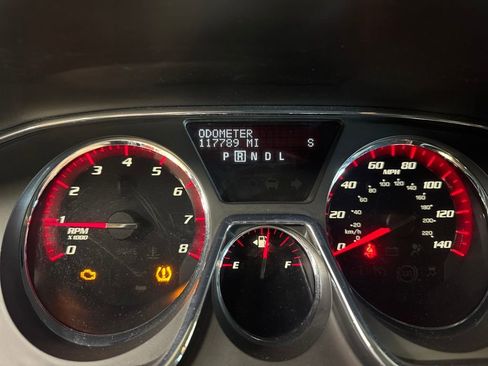 Used 2017 GMC Acadia Limited SLT image 22