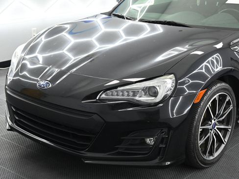 Used 2018 Subaru BRZ Limited w/ Popular Package #2 RWD image 7