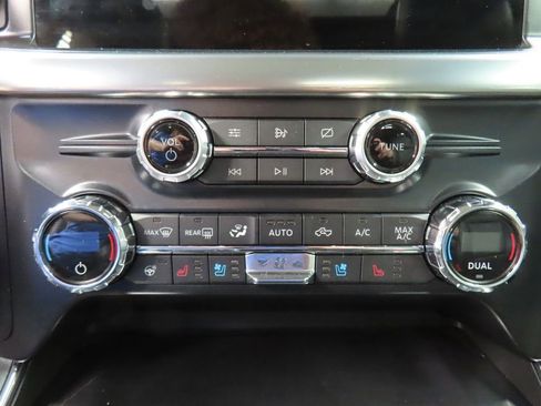 Used 2021 Ford F150 Lariat w/ Equipment Group 502A High image 52